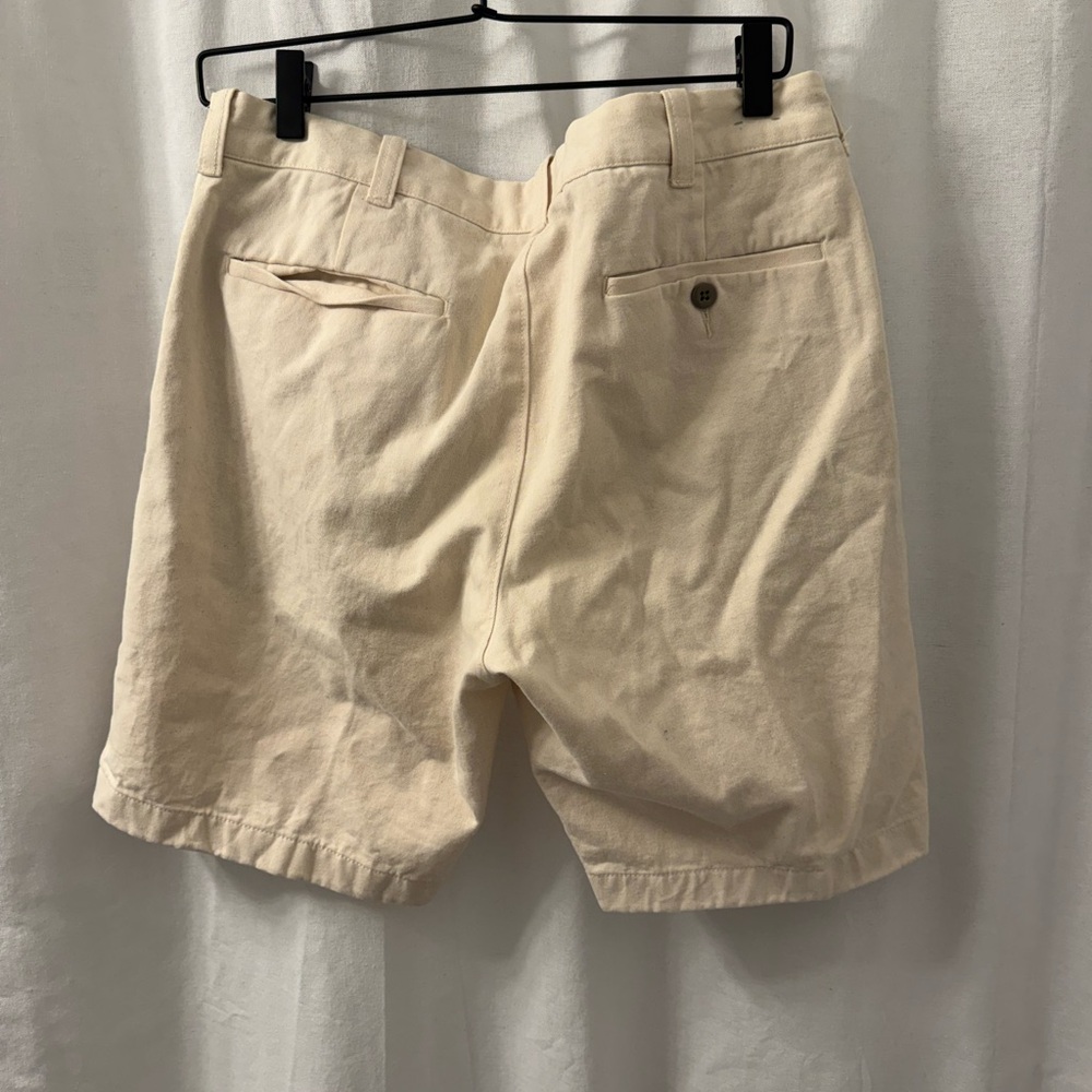 J. Crew Men's Cream Flat Front Chino Shorts - Picture 3 of 3